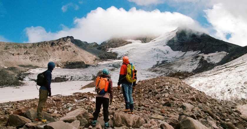 Meet the Group Monitoring Oregon’s Shrinking Glaciers – State of the Planet
