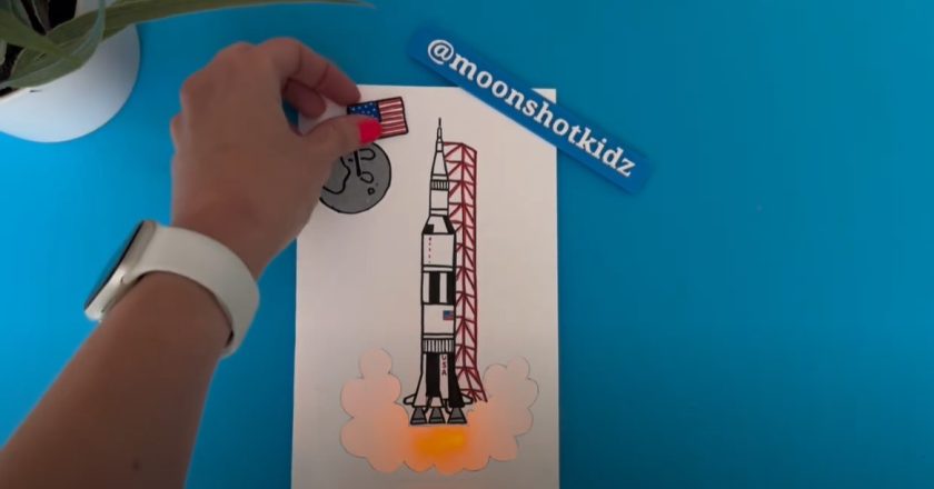 Saturn V Rocket to the Moon with Moonshotkidz