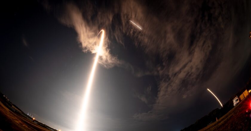 SpaceX launches Space Force’s X-37B spaceplane to demo laser communications, quantum navigation – Spaceflight Now